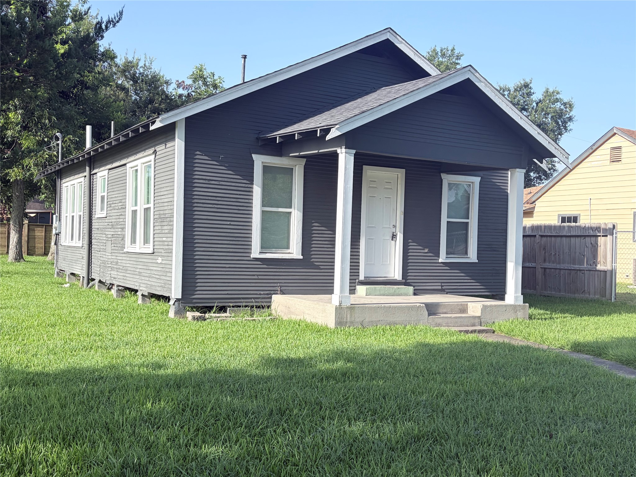 1401 Edison Street Property Photo 24