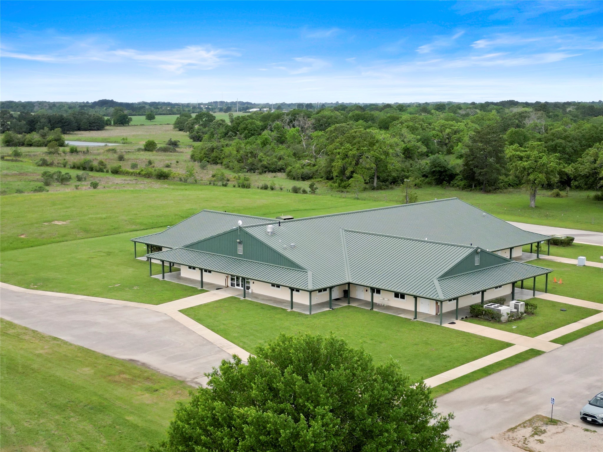 24668 Hegar Springs Parkway Property Photo 6