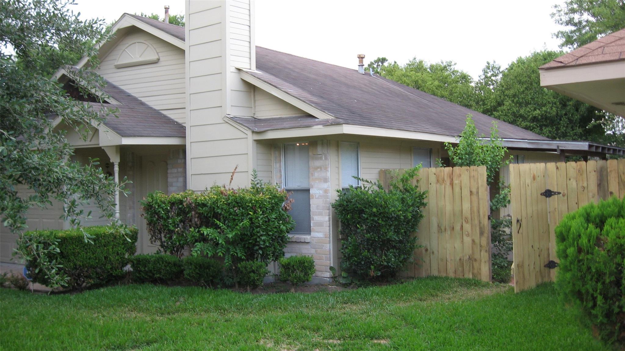 16210 Barbarossa Drive Property Photo 3