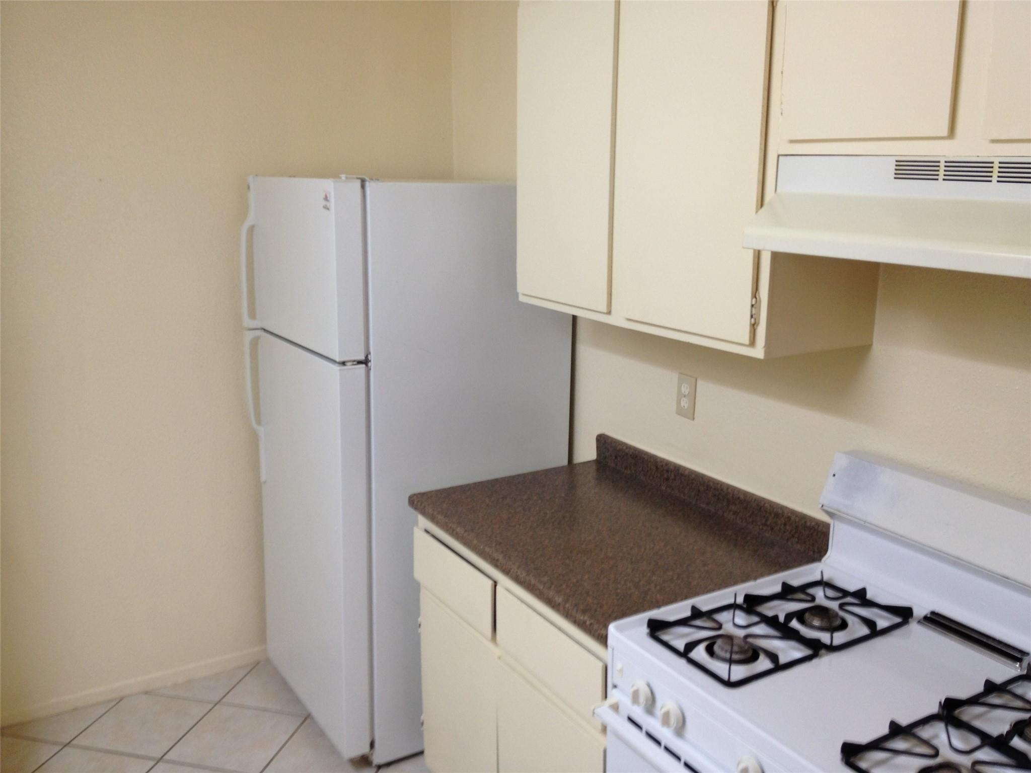 16210 Barbarossa Drive Property Photo 9