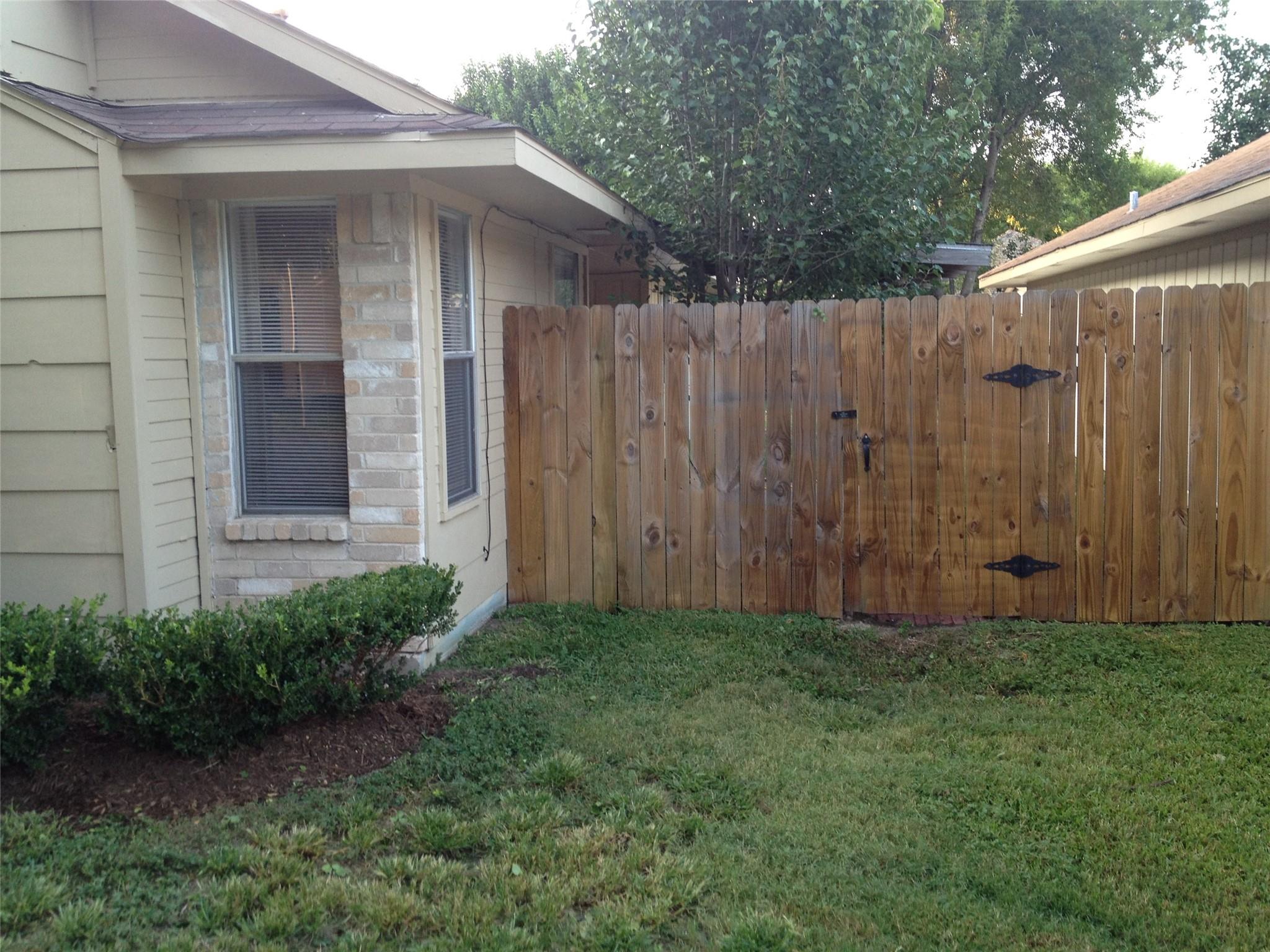 16210 Barbarossa Drive Property Photo 13