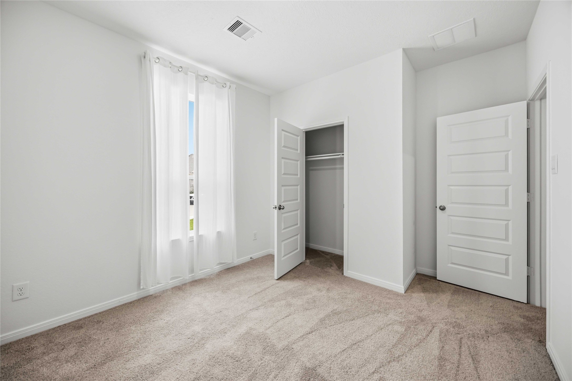 18206 Spruce Cottage Dr Property Photo 13