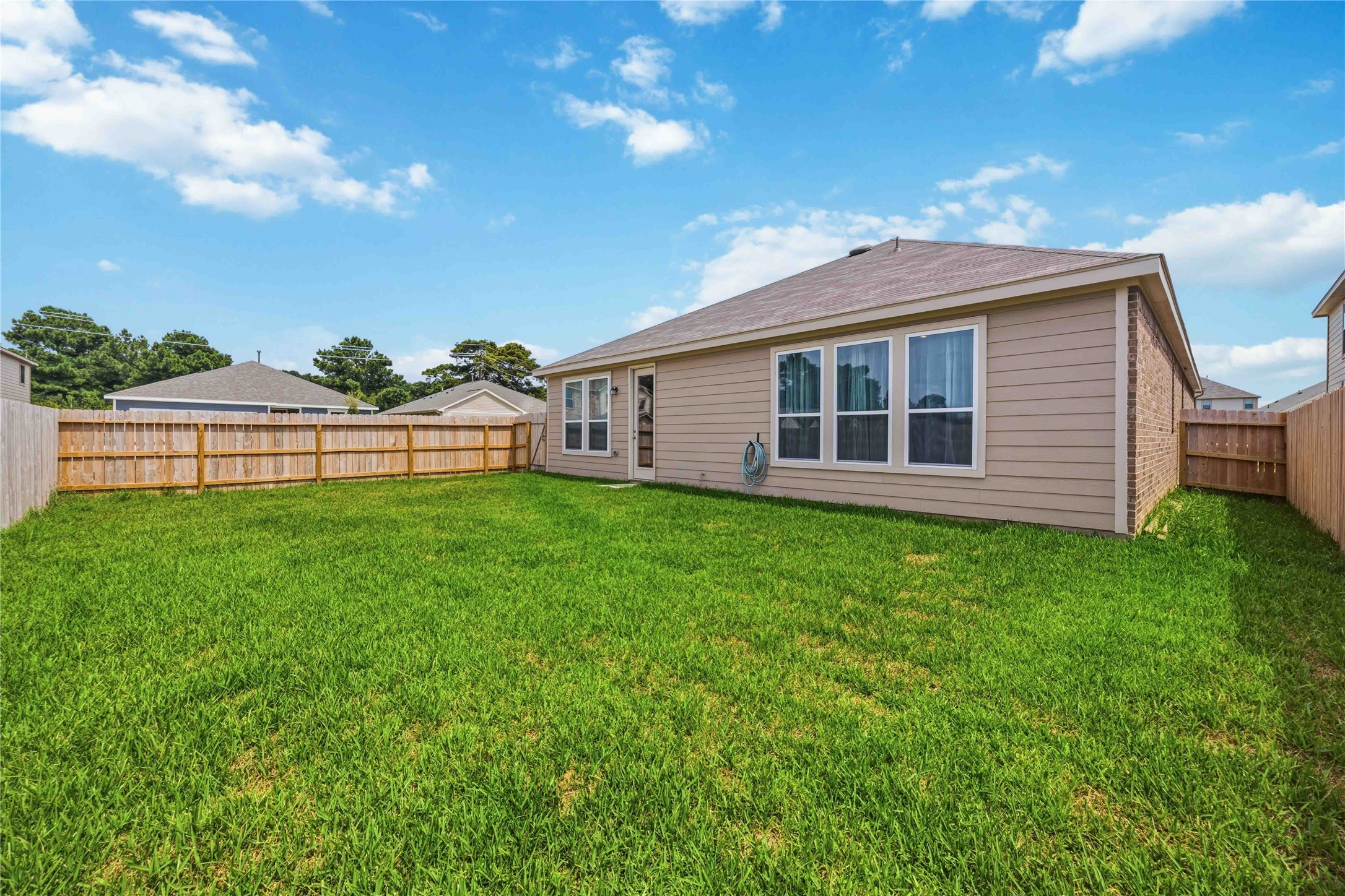 18206 Spruce Cottage Dr Property Photo 27