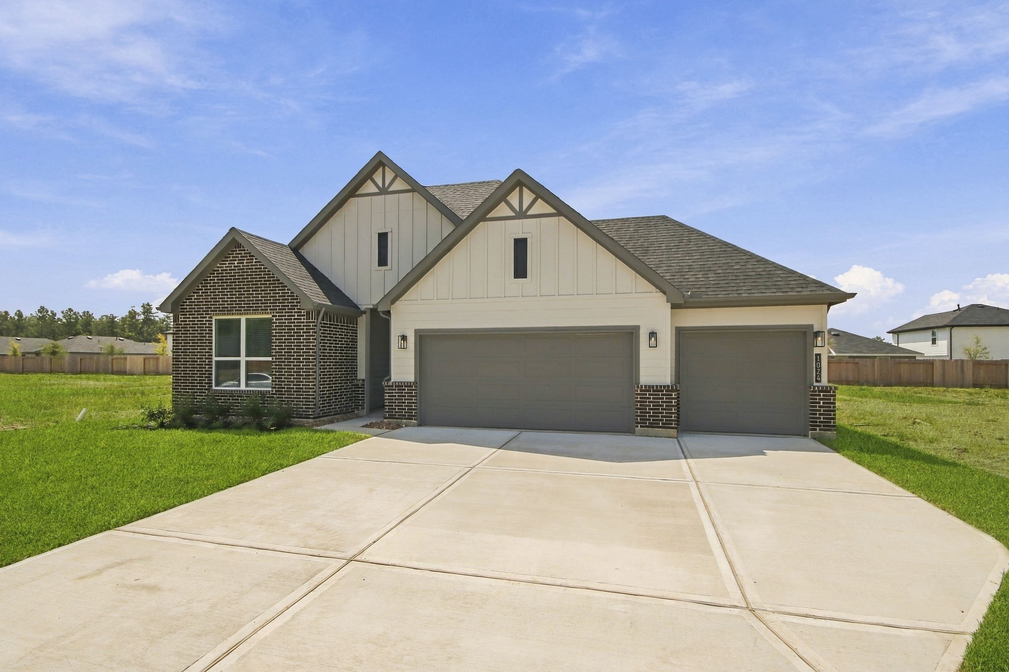 1024 Eternal Elk Drive Property Photo 3