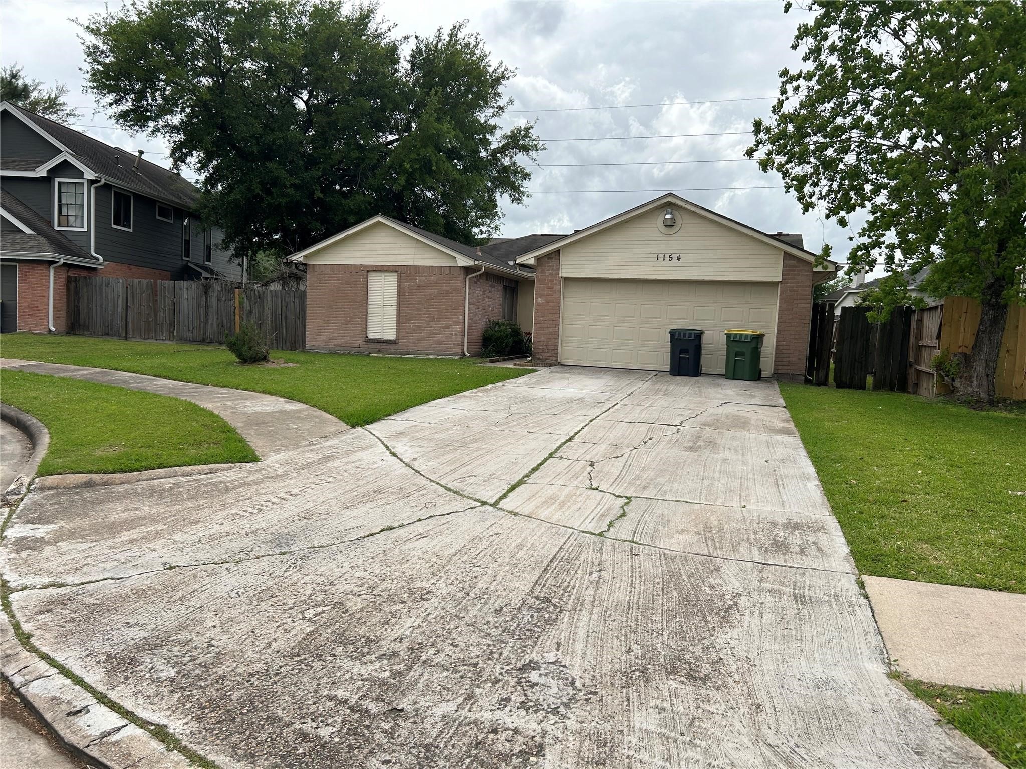 1154 W Brompton Drive Property Photo 18