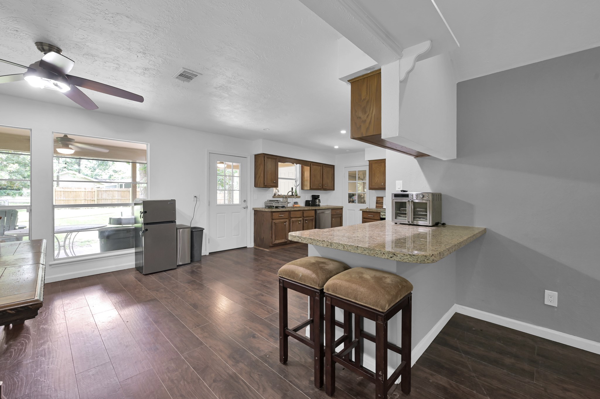 5928 Sinclair Drive Property Photo 11
