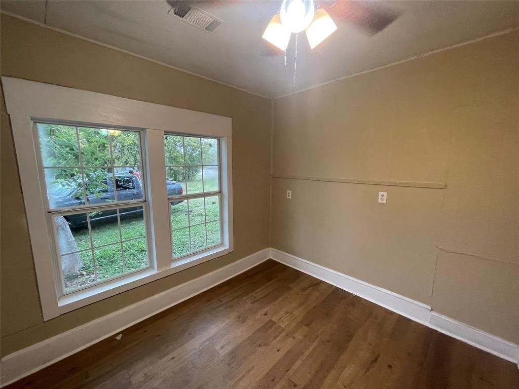 1016 Powell Street Property Photo 3