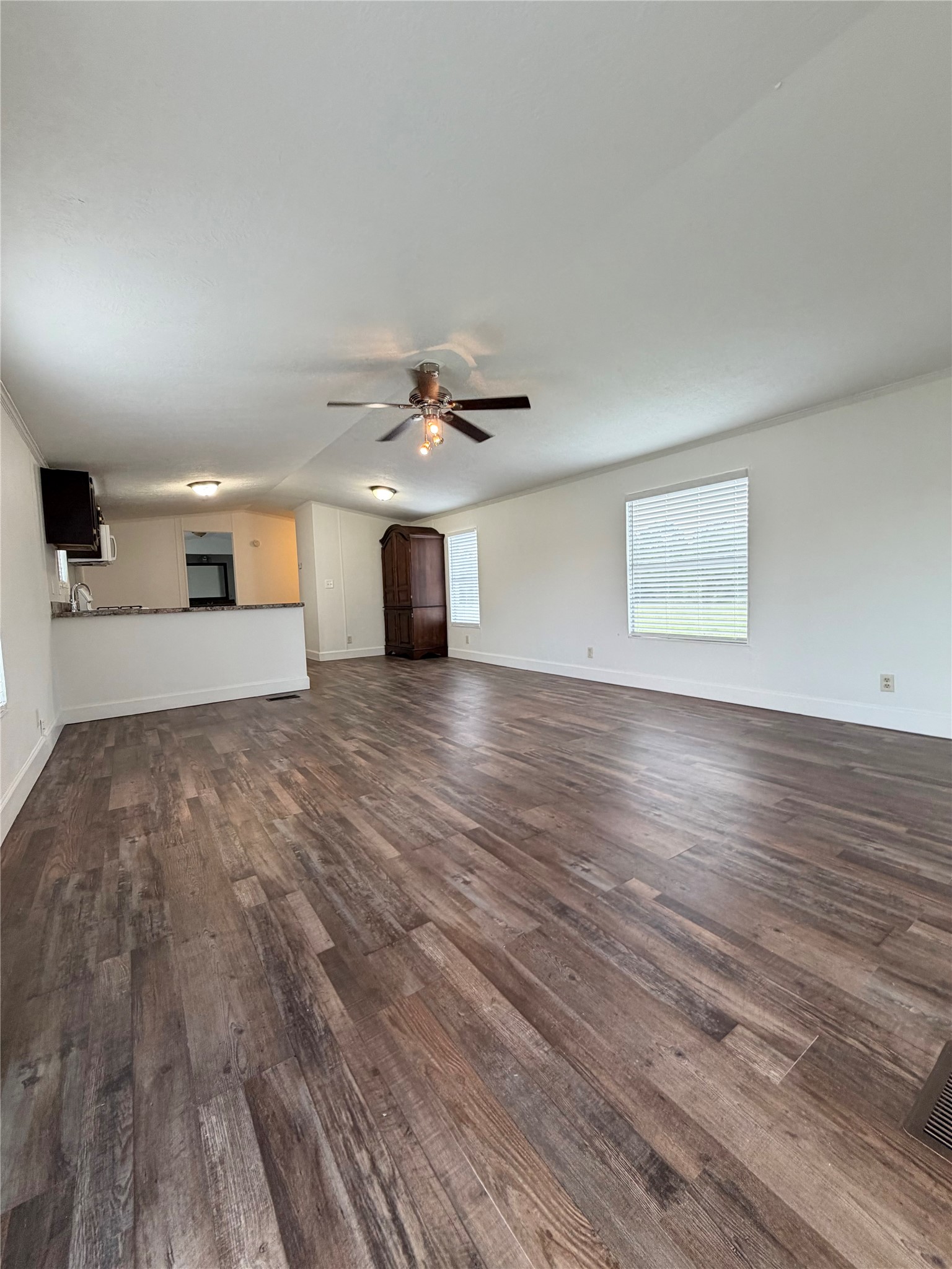 5323 N Redell Road Property Photo 2