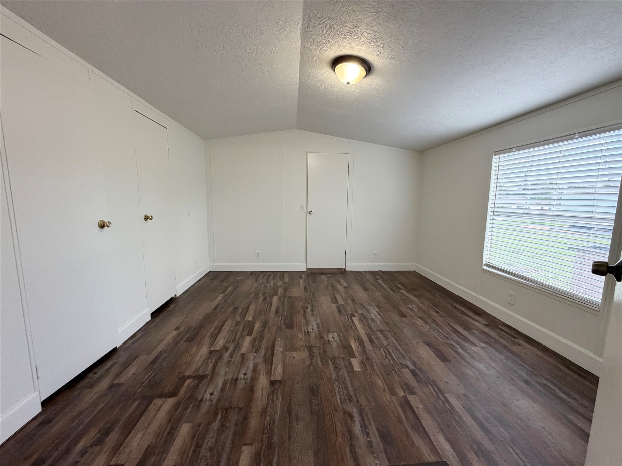 5323 N Redell Road Property Photo 7