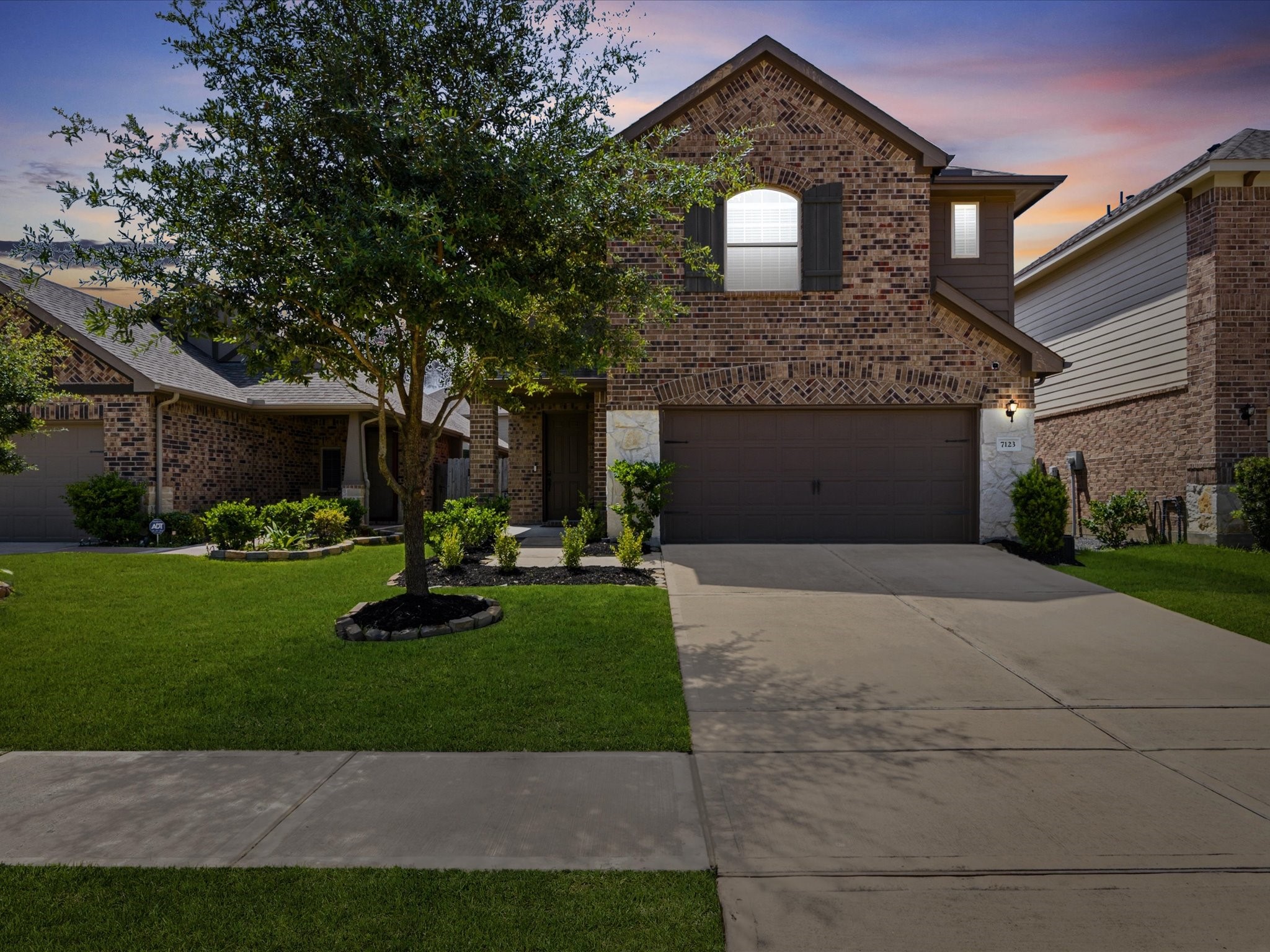 7123 Poppyseed Trail Property Photo 1