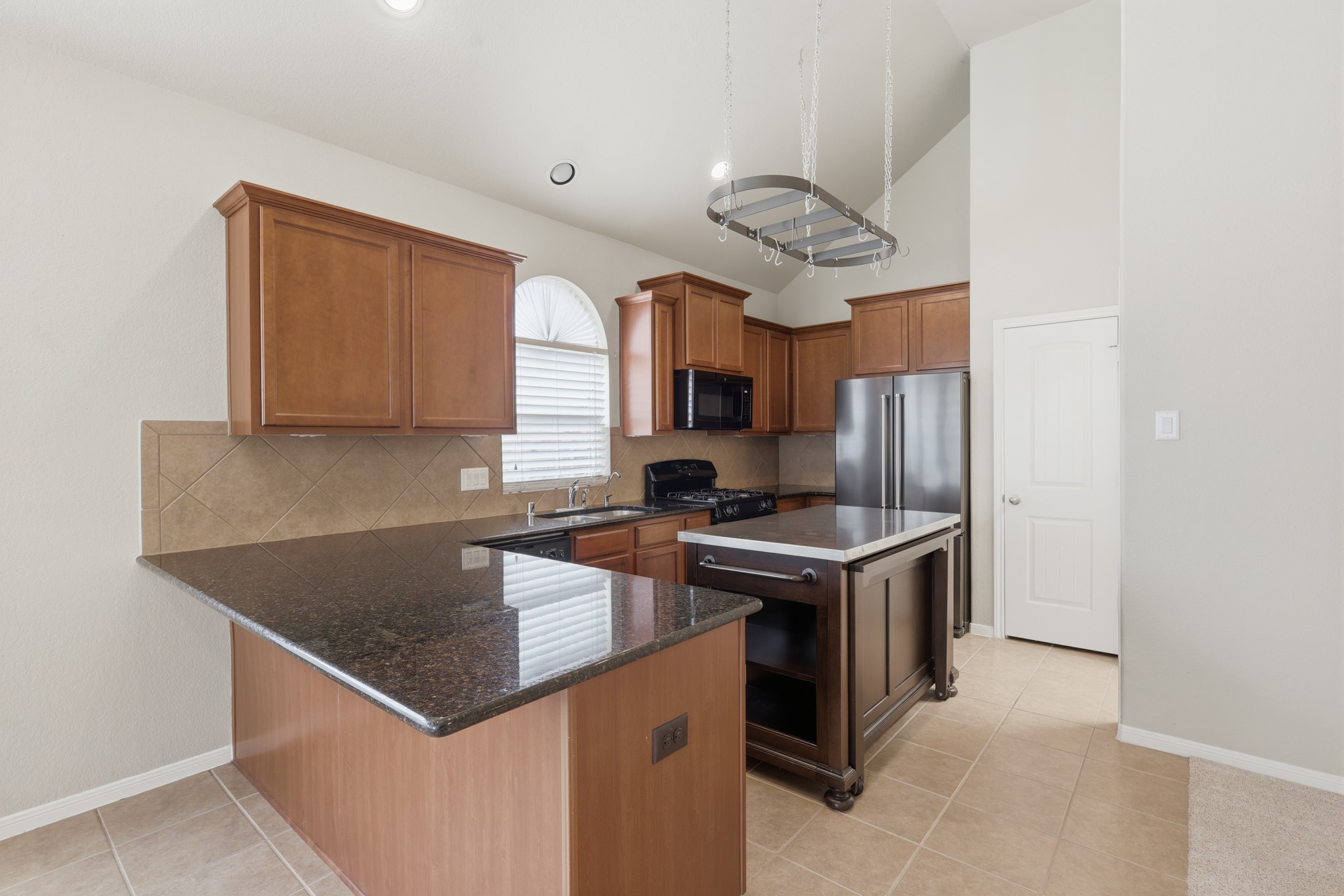 506 Carson Ridge Drive Property Photo 10