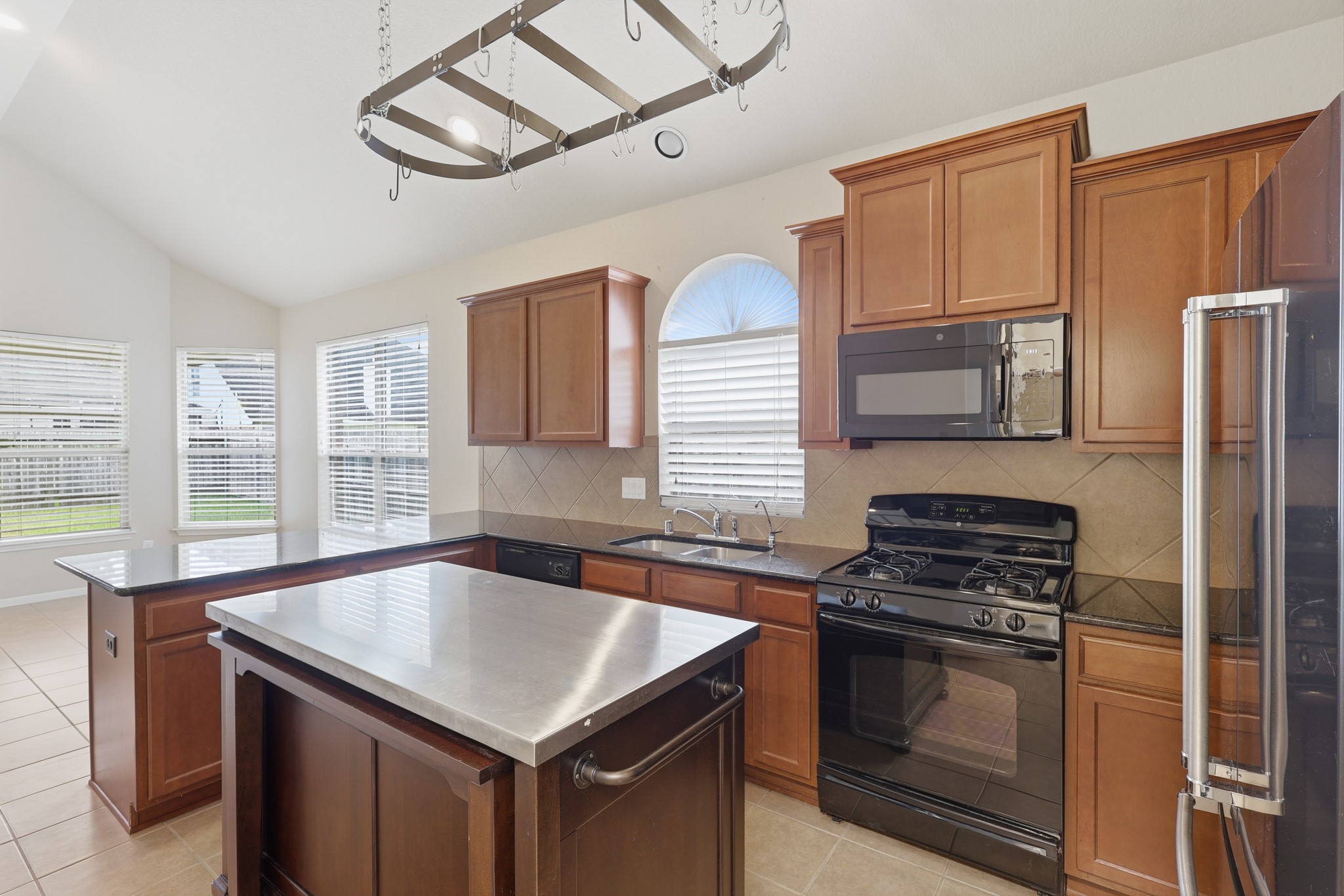 506 Carson Ridge Drive Property Photo 11