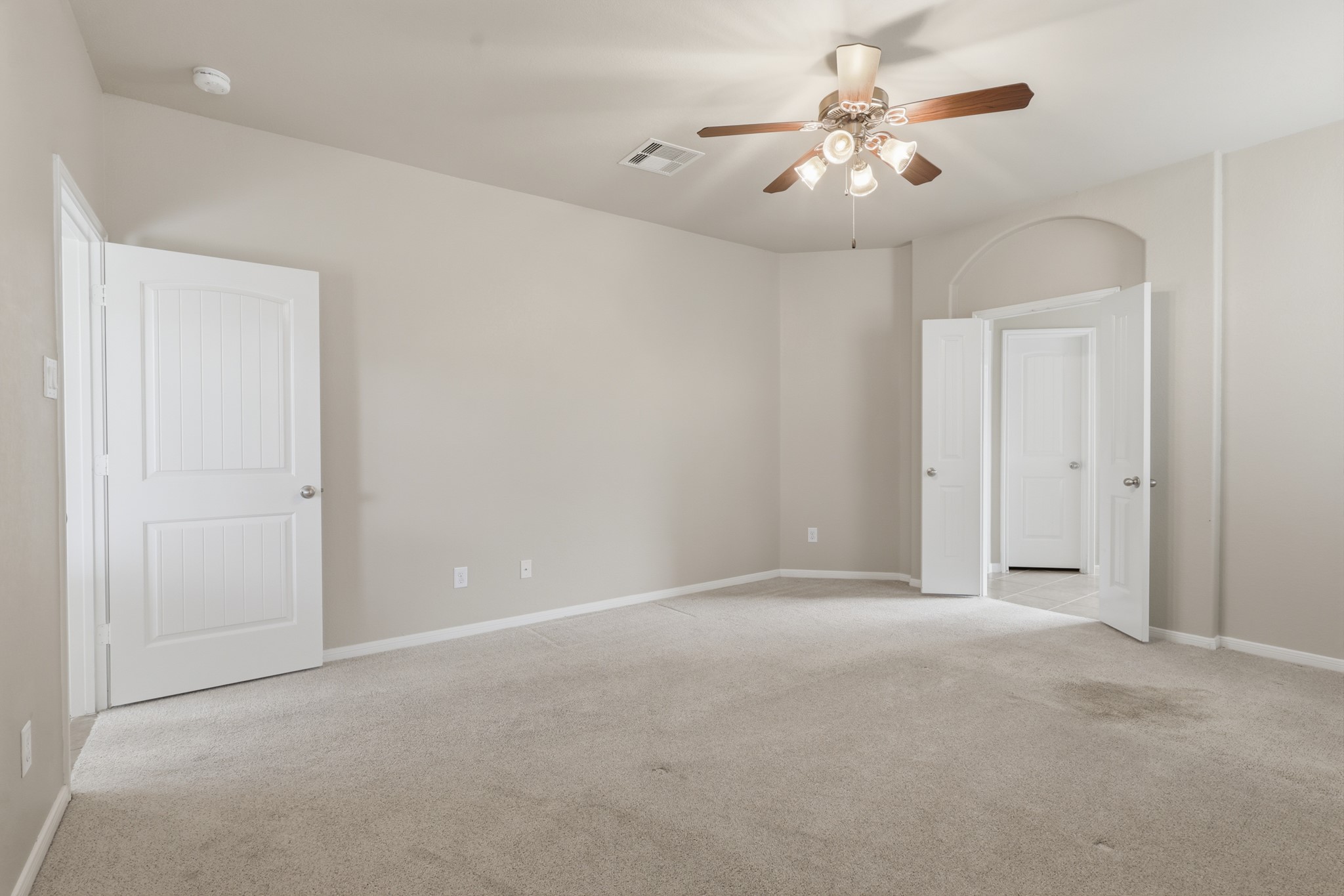506 Carson Ridge Drive Property Photo 13