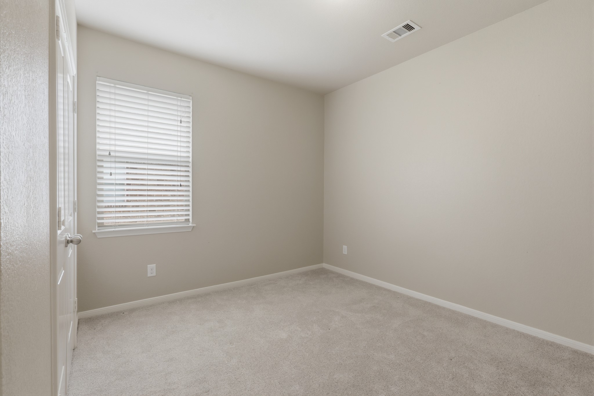 506 Carson Ridge Drive Property Photo 17