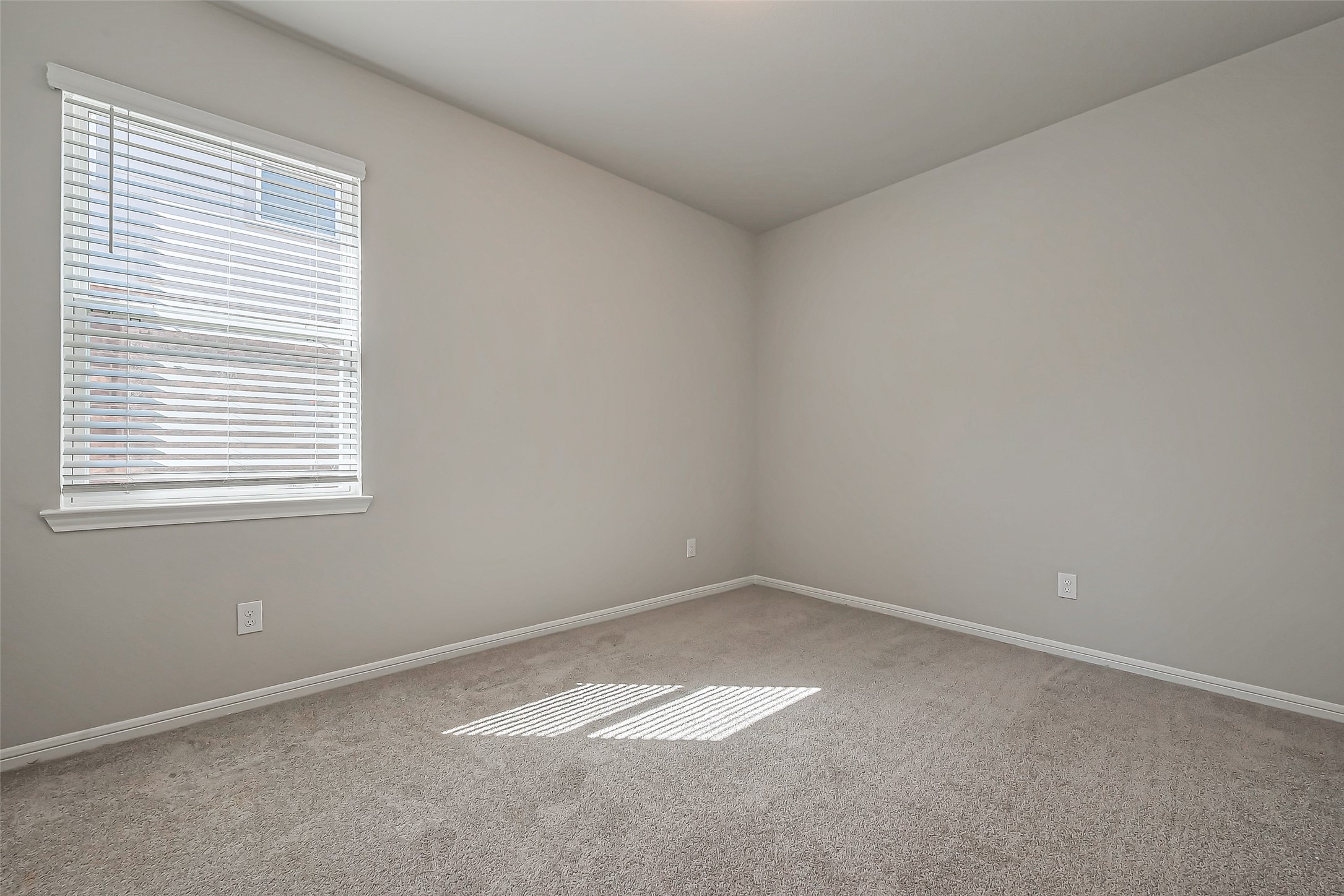 22811 Ephesus Avenue Property Photo 21