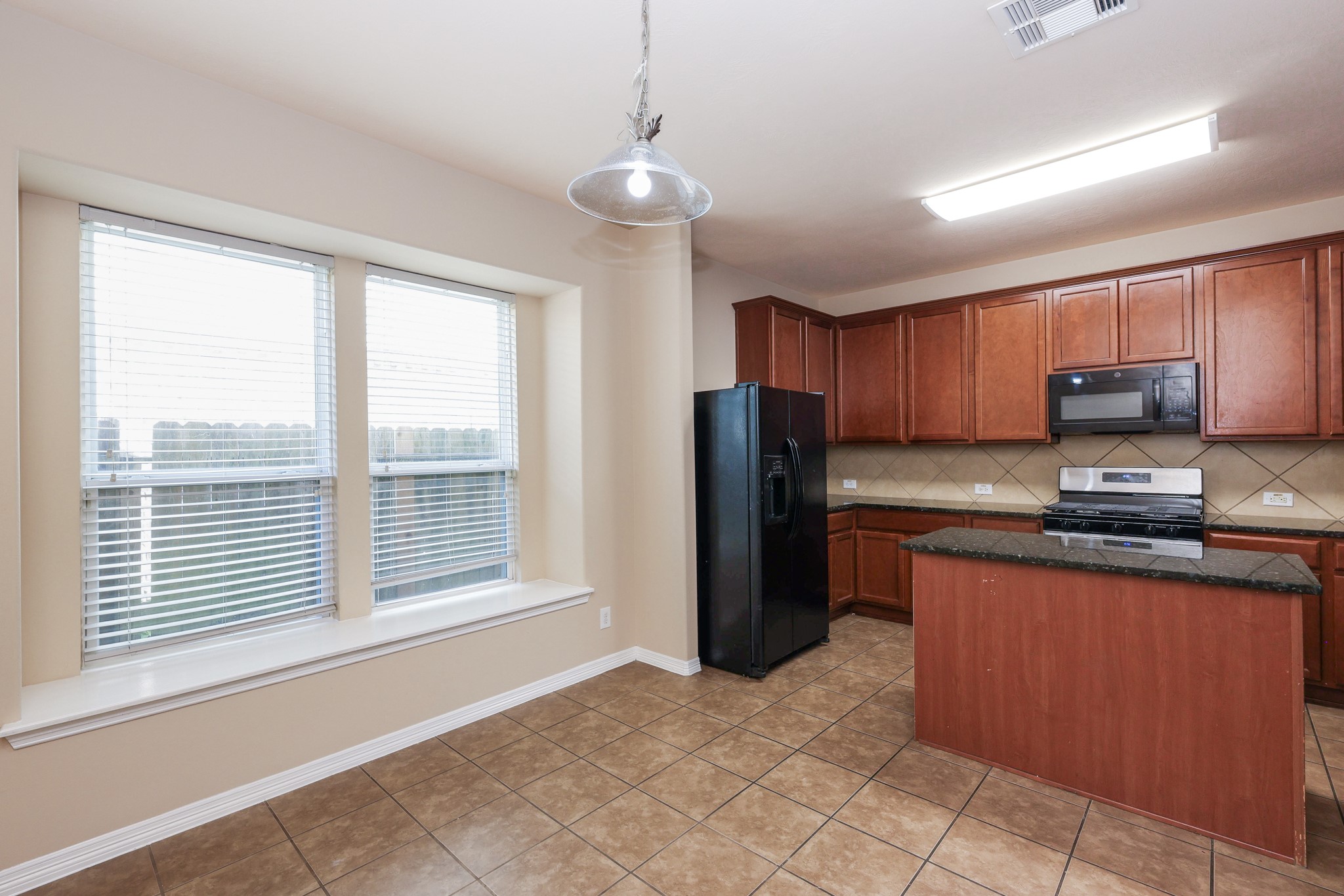 6135 Carver Pines Drive Property Photo 14