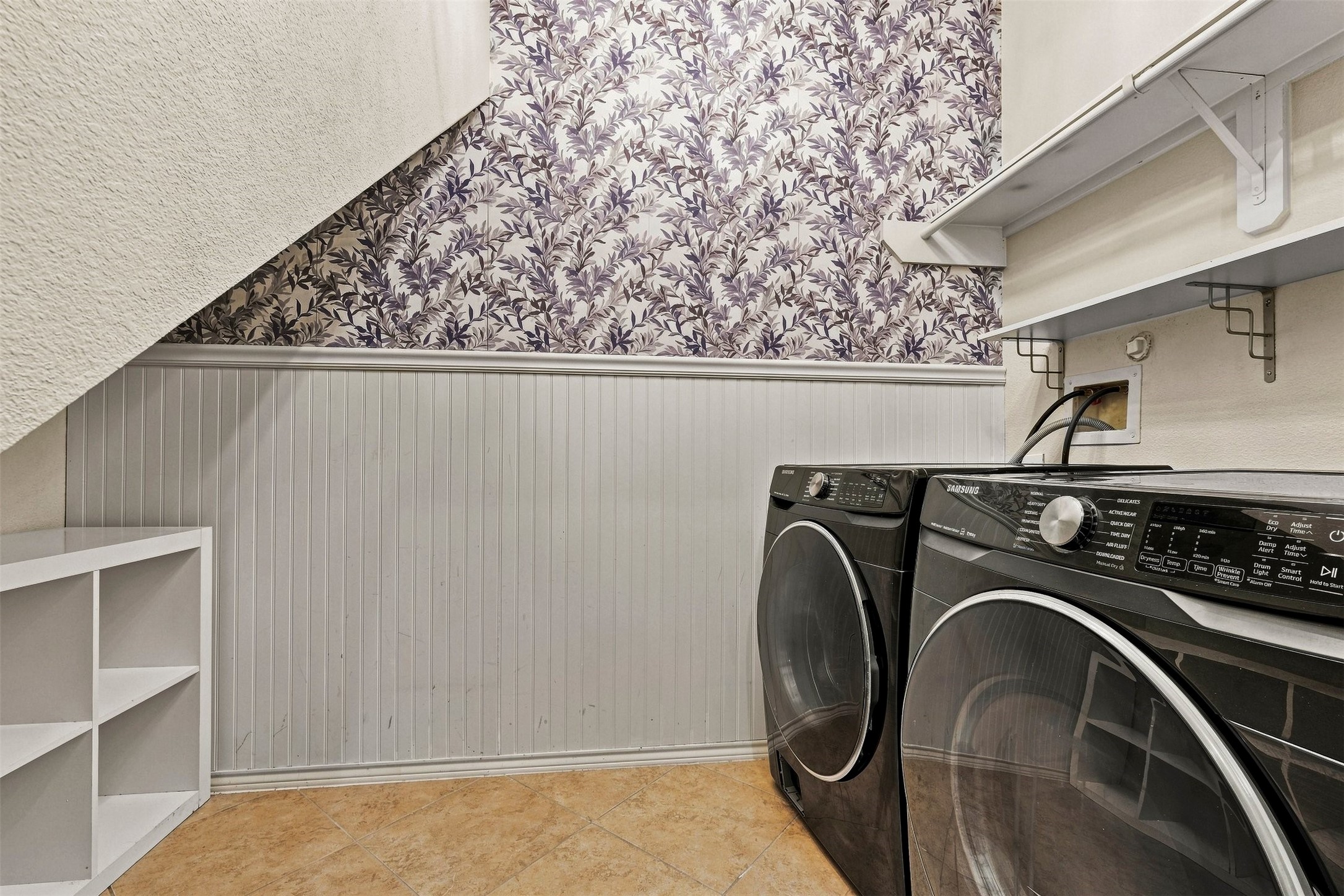 5526 Walnut Glen Lane Property Photo 12