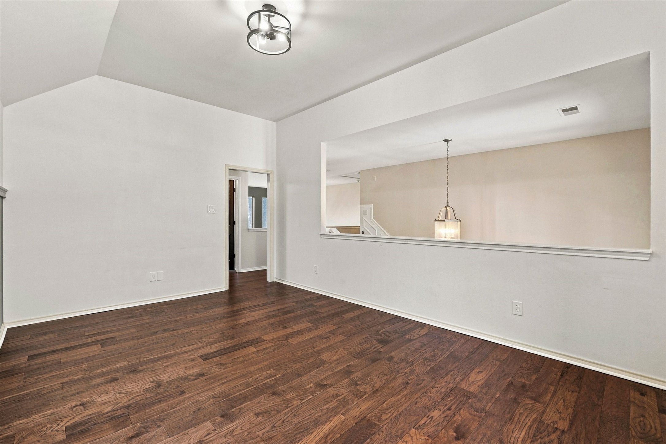 5526 Walnut Glen Lane Property Photo 19