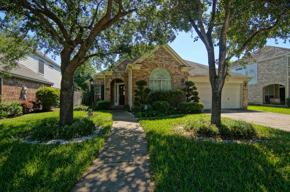 3819 Shady Breeze Dr Property Photo 1
