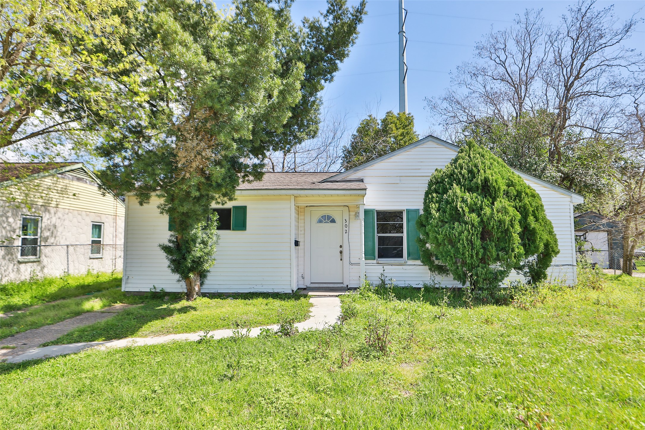 302 14th Street N Property Photo