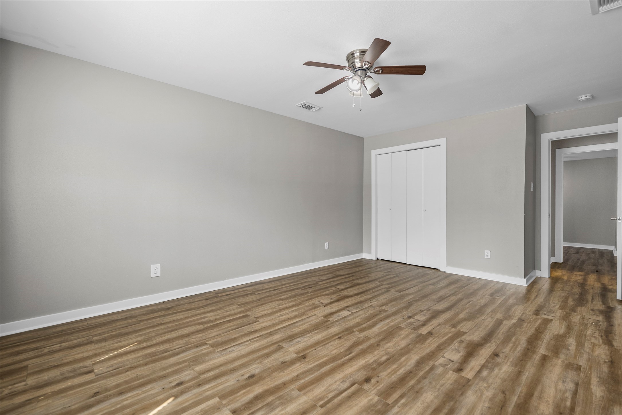6918 Irvington Boulevard A Property Photo 12