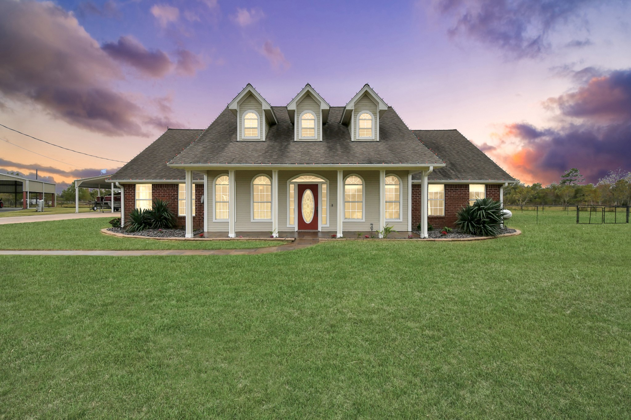8114 Beach Haven Drive Property Photo 1