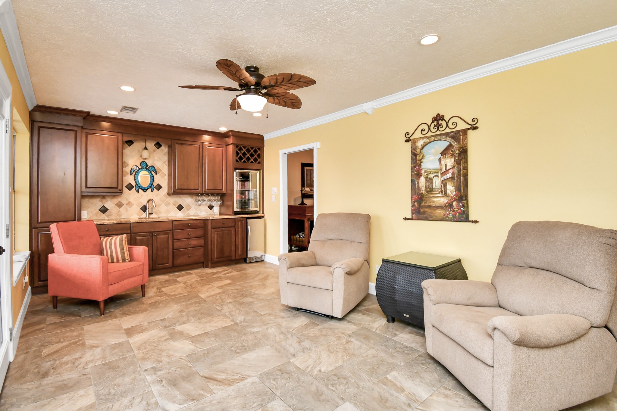 8114 Beach Haven Drive Property Photo 8