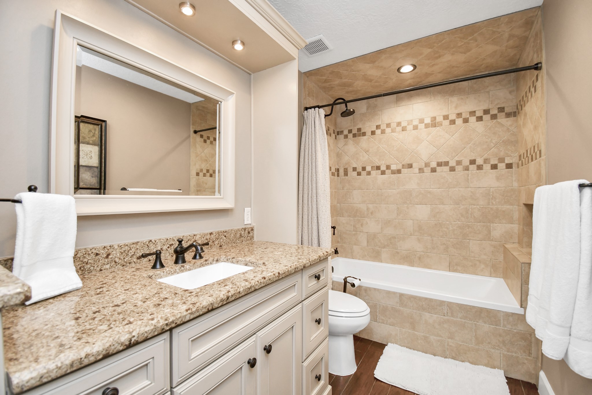 8114 Beach Haven Drive Property Photo 14