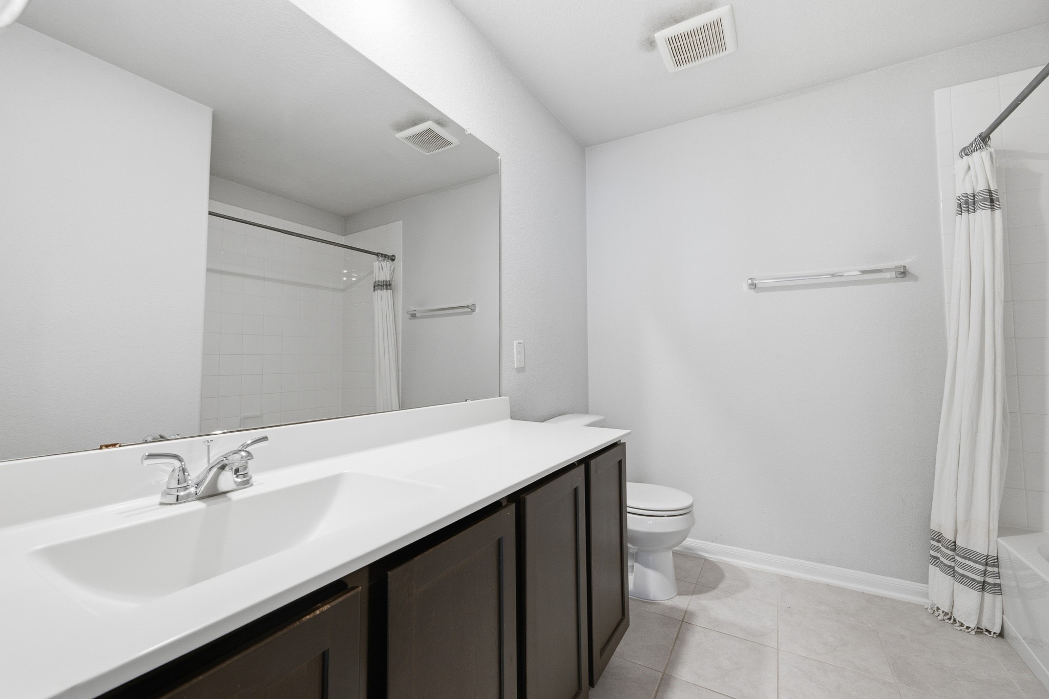10402 Matterhorn Drive Property Photo 30