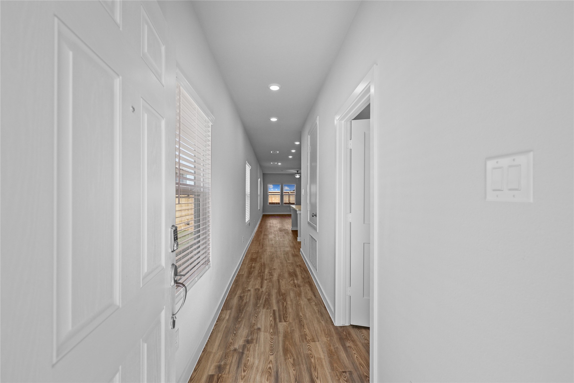 17022 Pandora Way Property Photo 3
