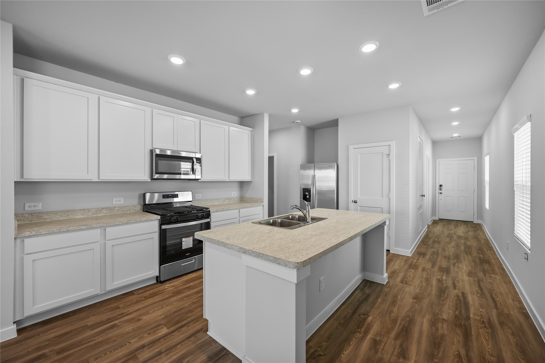 17022 Pandora Way Property Photo 6