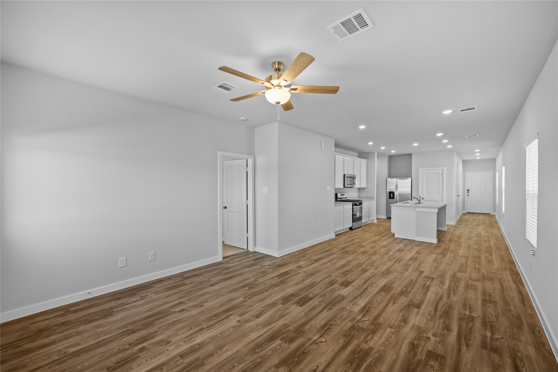 17022 Pandora Way Property Photo 8