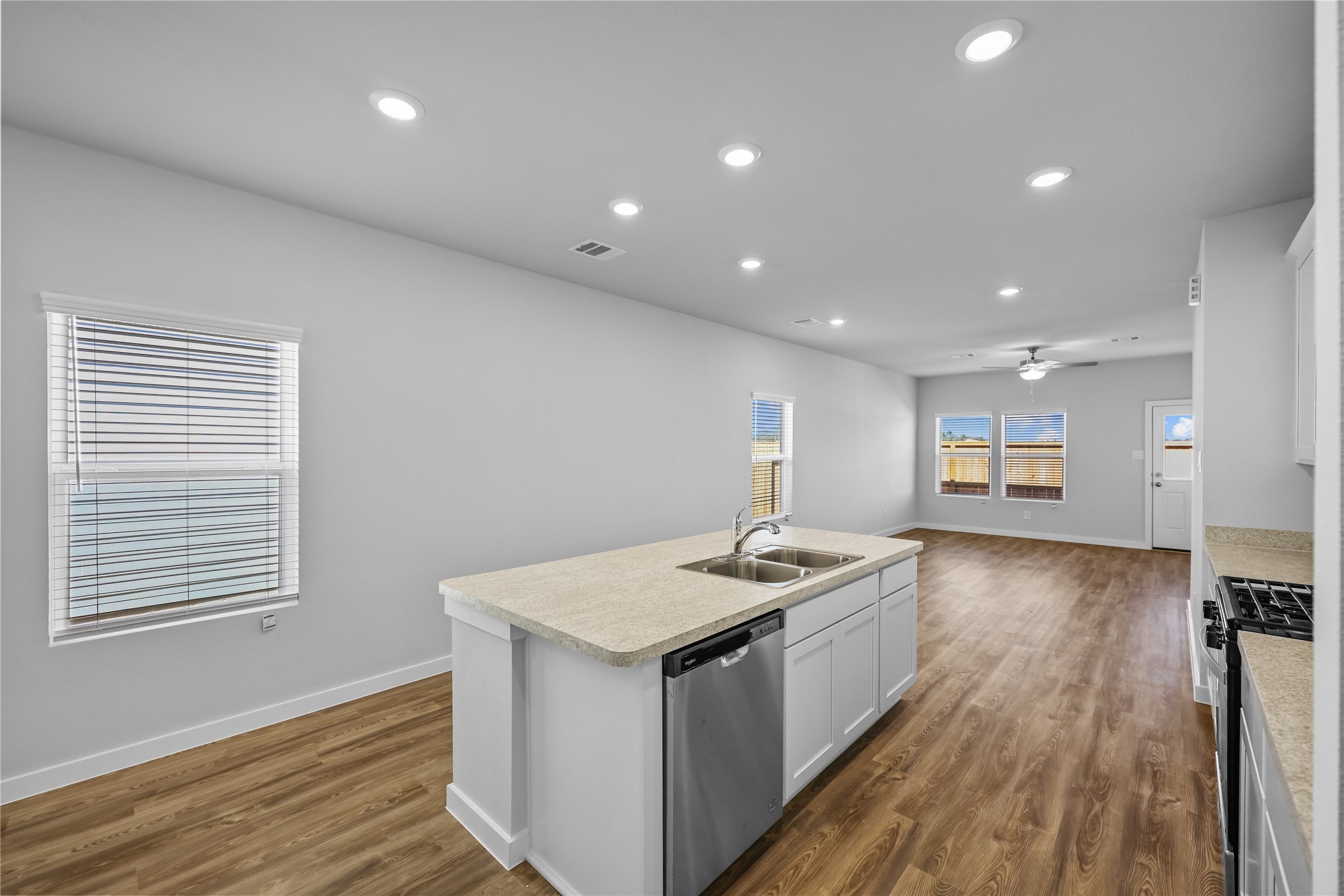 17022 Pandora Way Property Photo 12