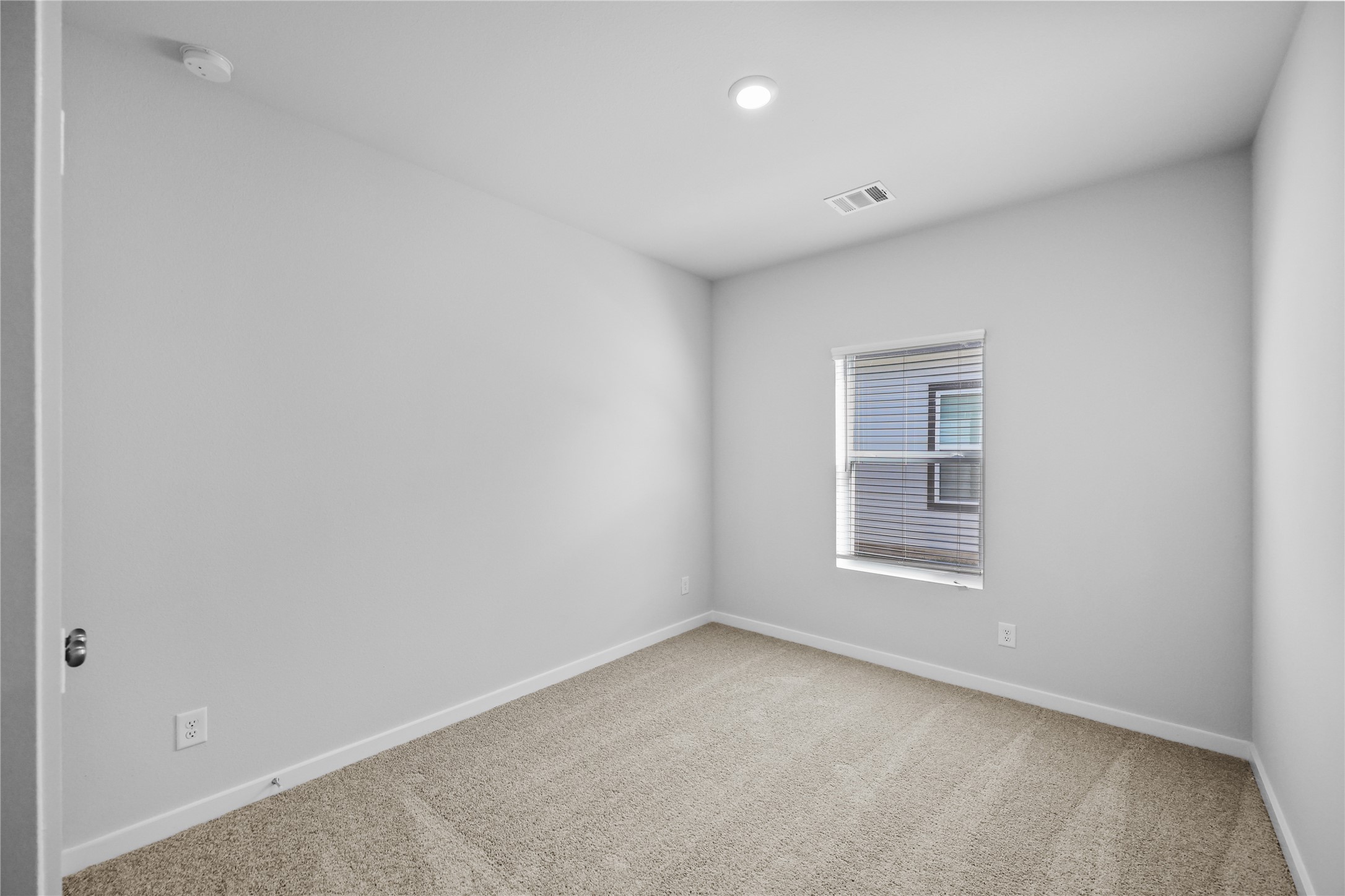 17022 Pandora Way Property Photo 13