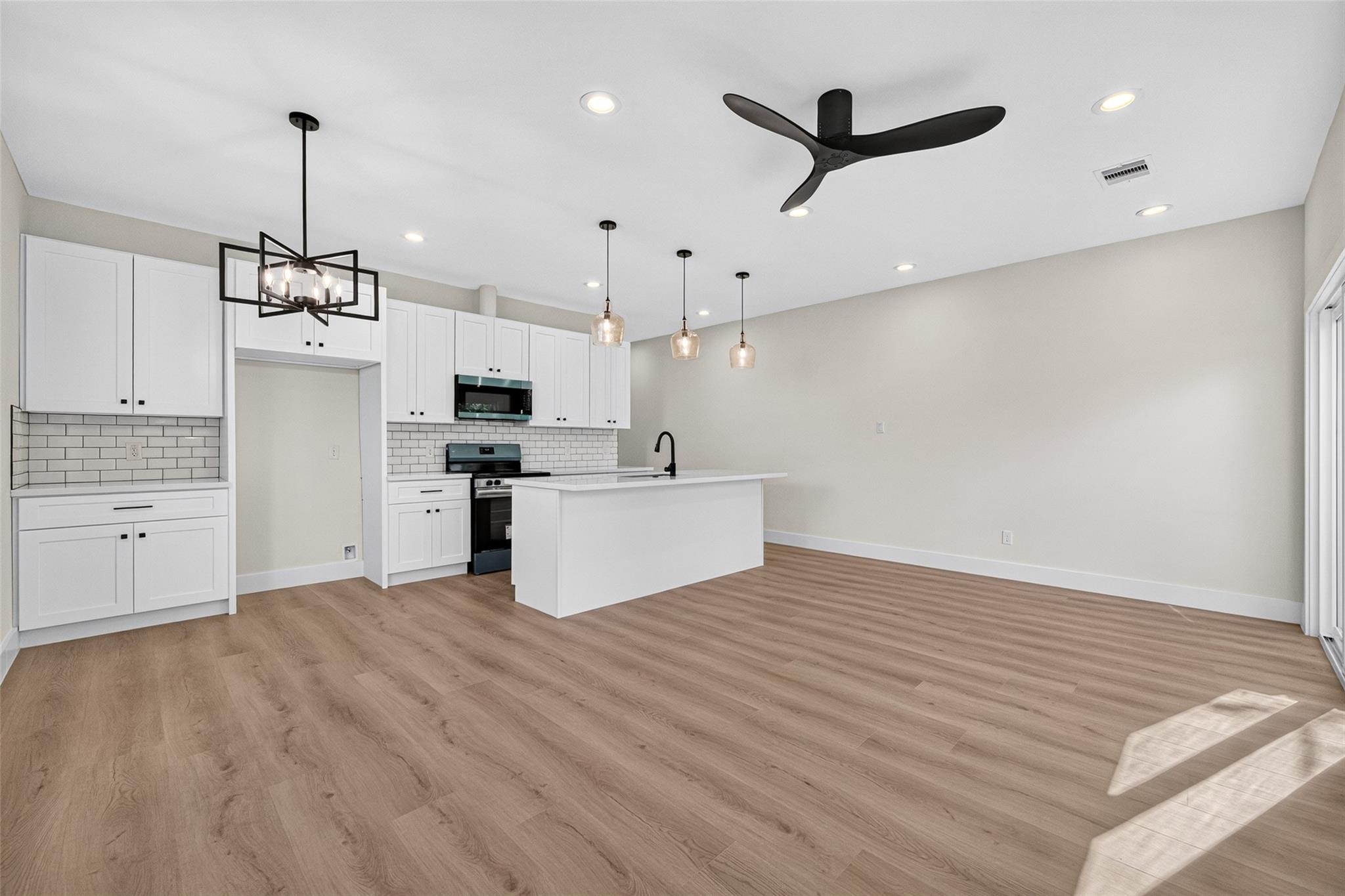 7810 Booker Street, Houston Tx 77028 Property Photo 8
