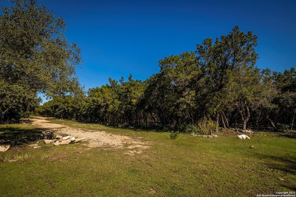 2224 Misty Hollow Property Photo 4