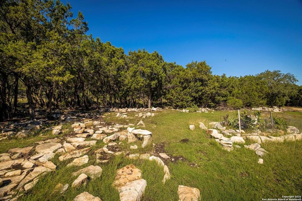2224 Misty Hollow Property Photo 5