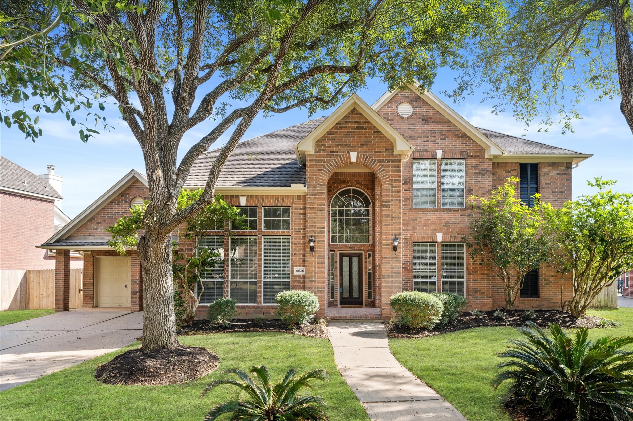 6626 Kendall Creek Drive Property Photo 1