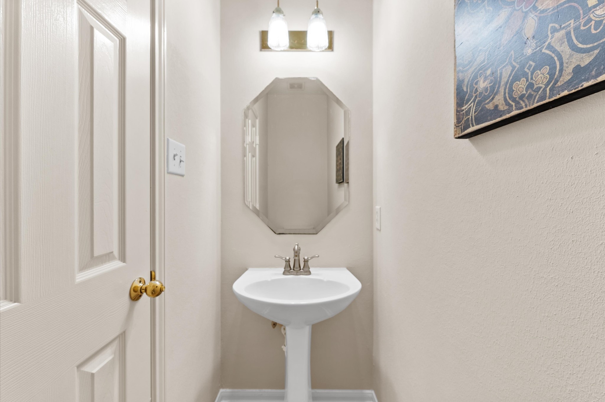 6626 Kendall Creek Drive Property Photo 12