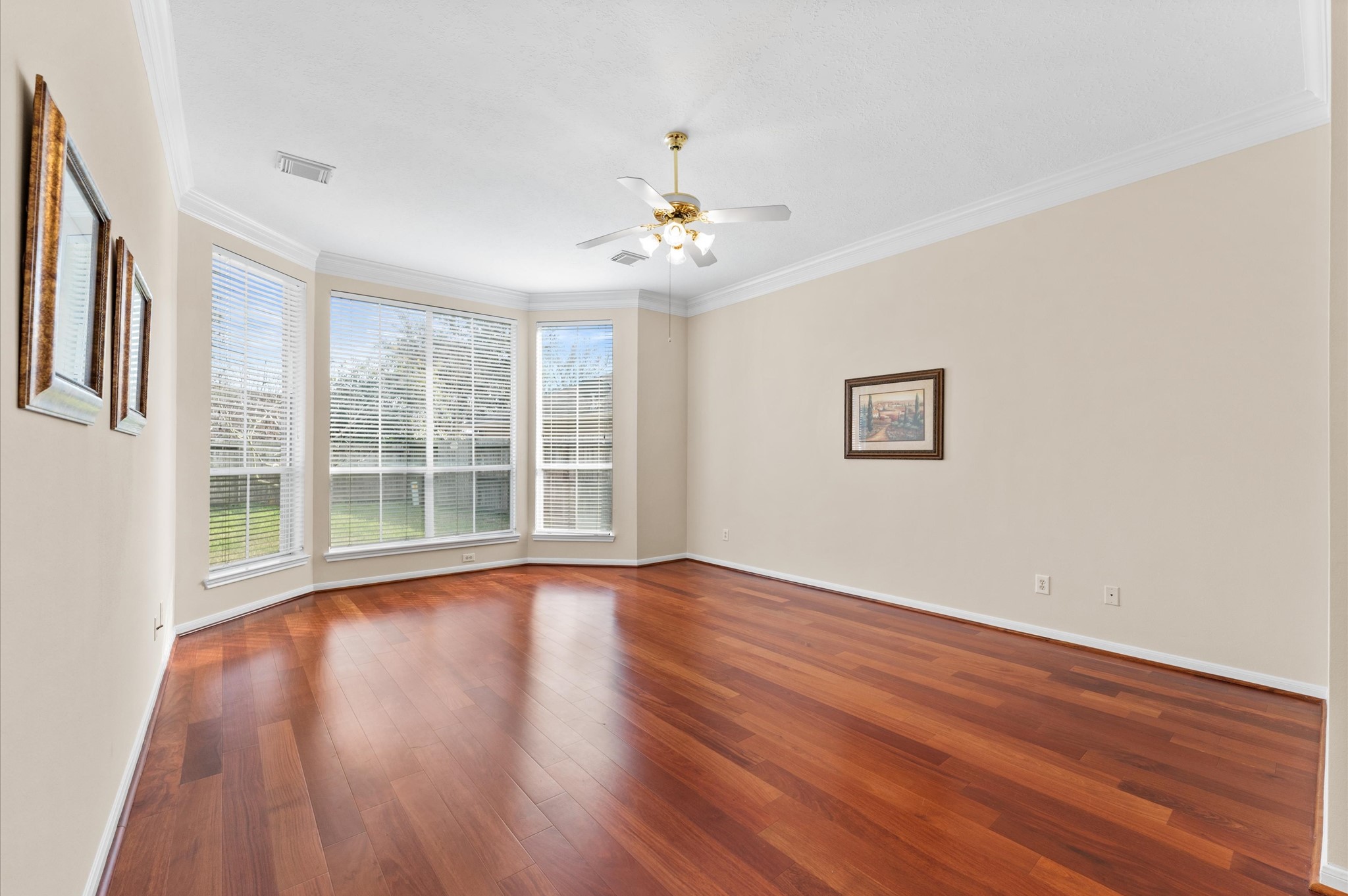 6626 Kendall Creek Drive Property Photo 13