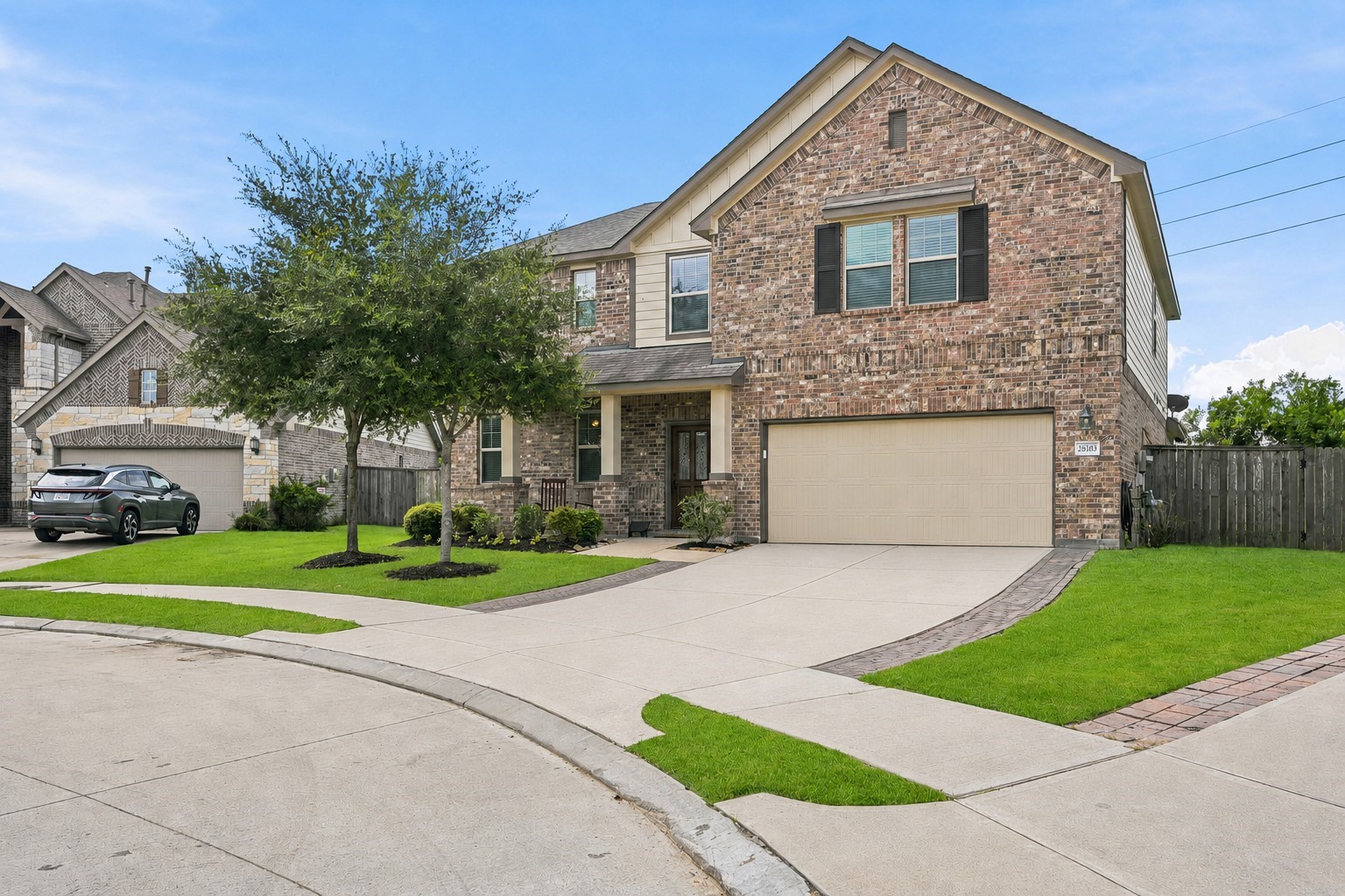 26103 Ridgelawn Drive Property Photo 1