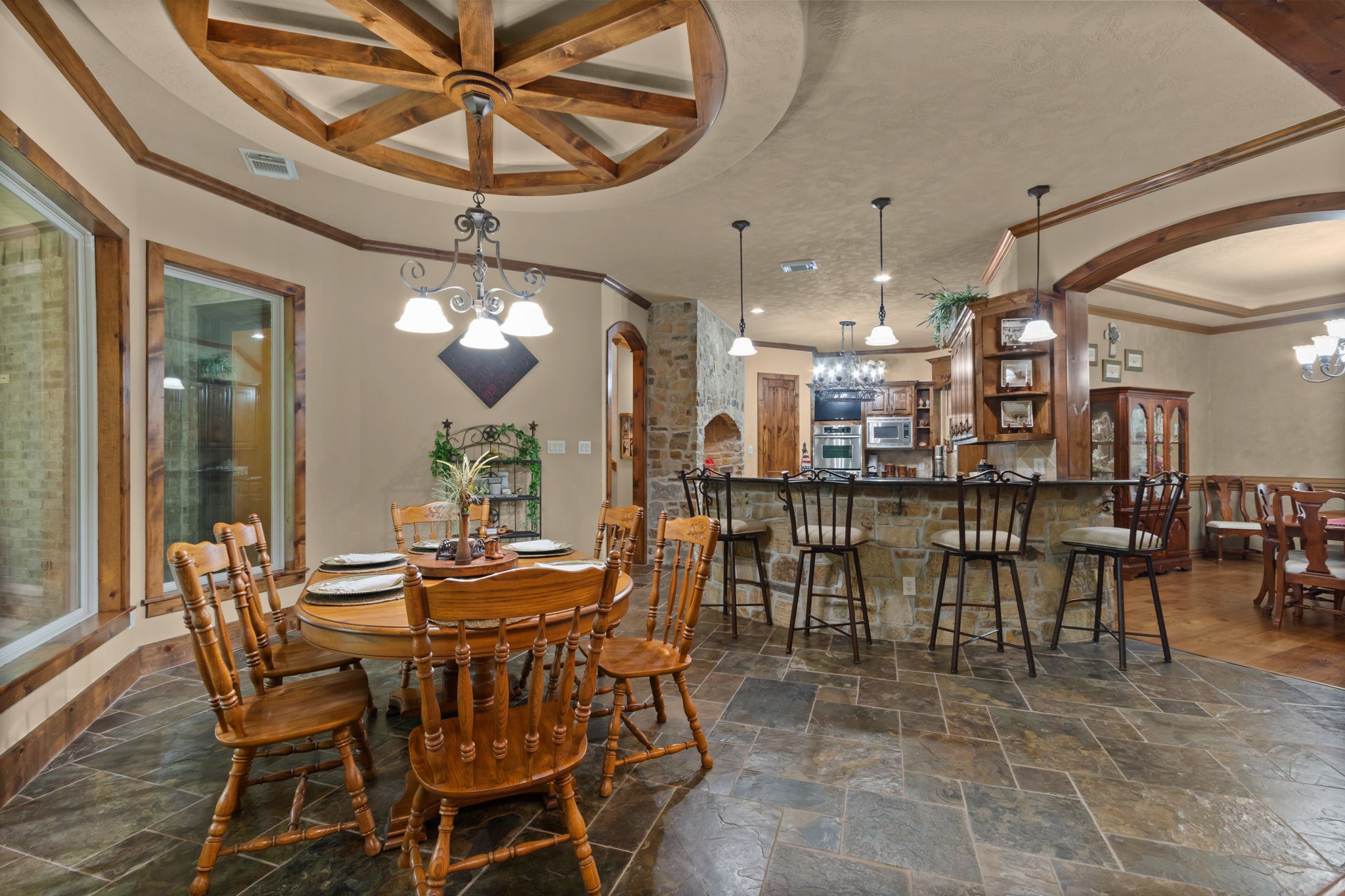 28913 Pleasant Forest Property Photo 13