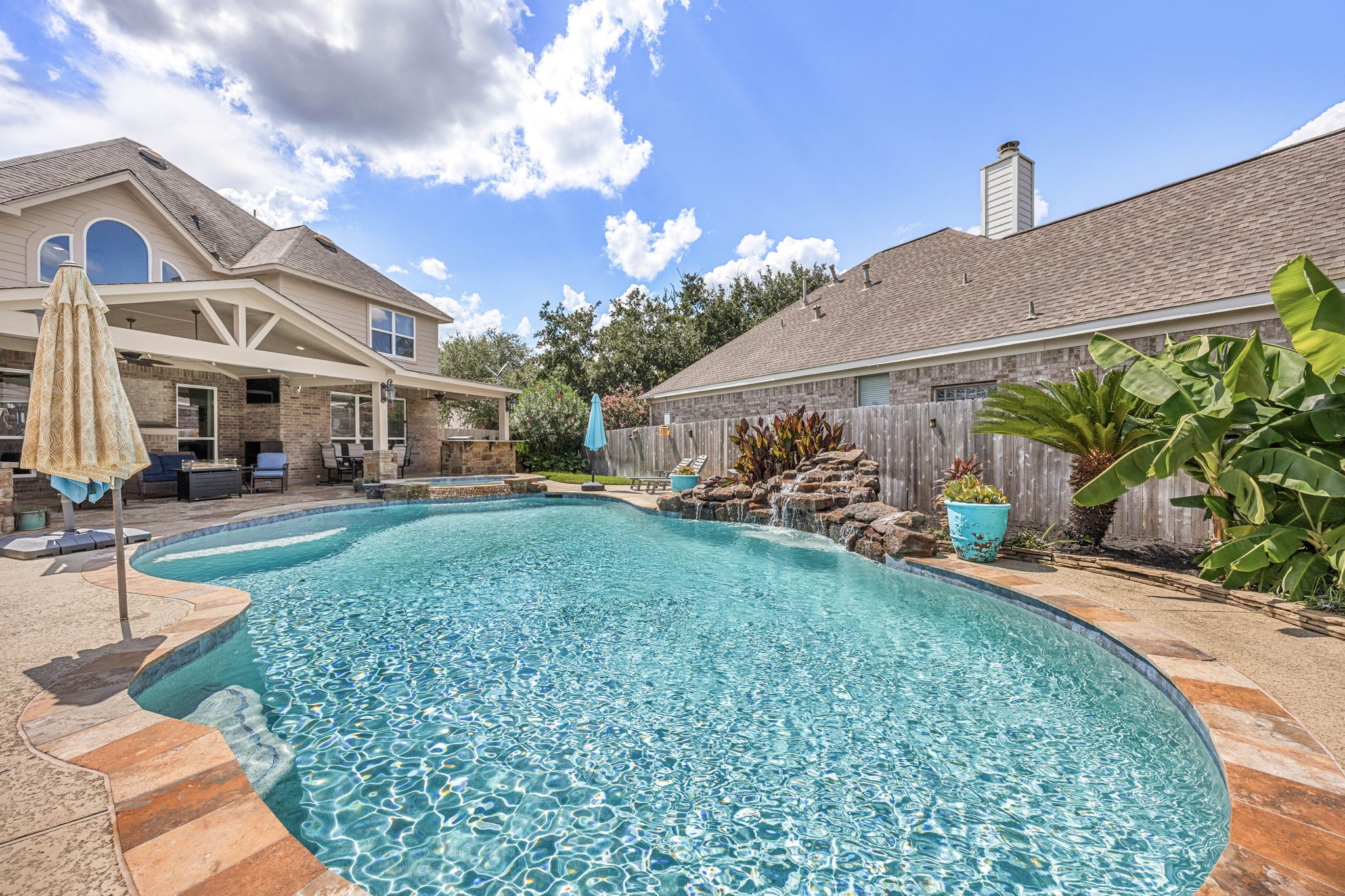 20606 Cypress Tree Lane Property Photo 3