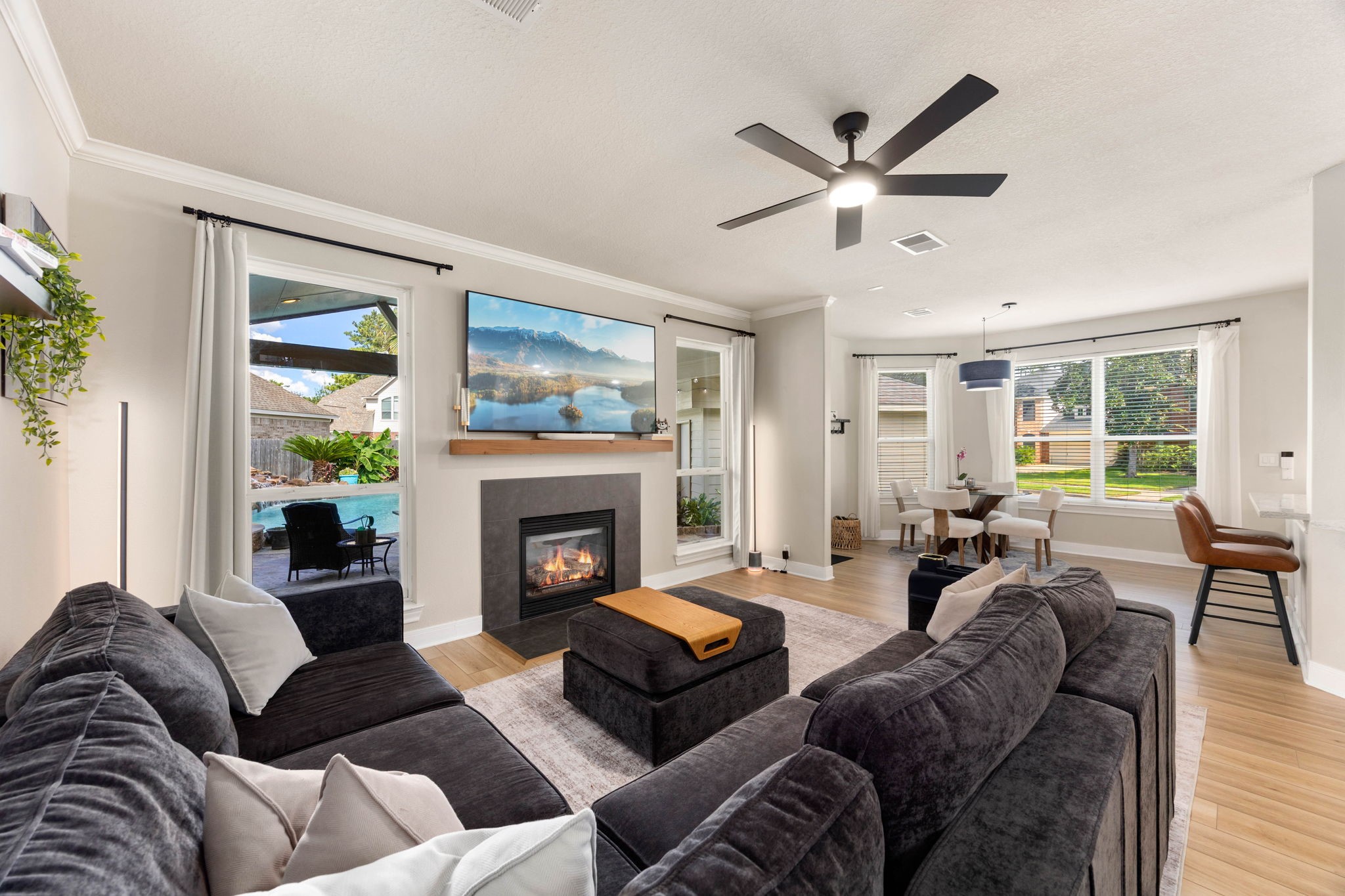 20606 Cypress Tree Lane Property Photo 4