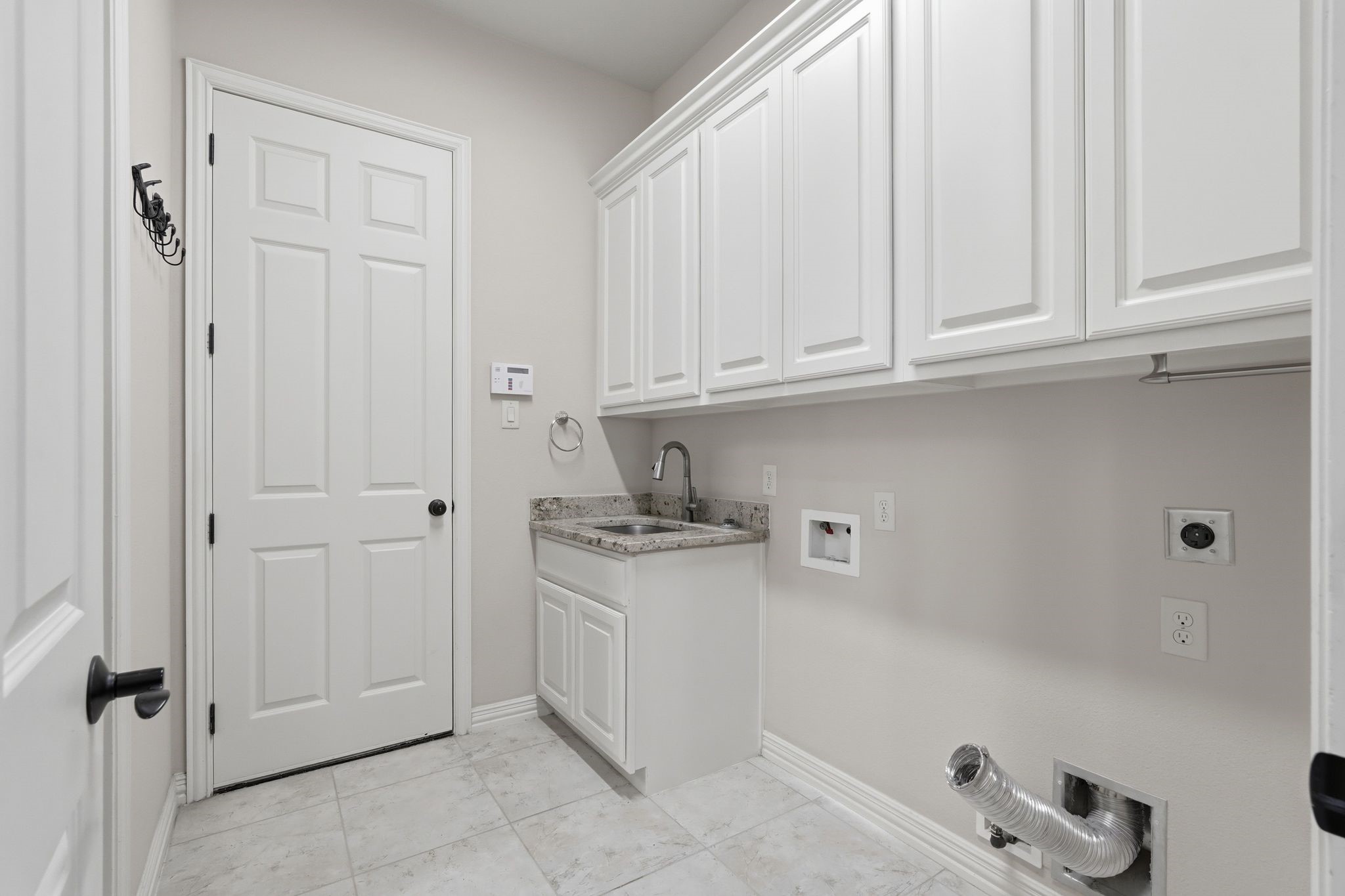 126 E Cove View Trail Property Photo 23
