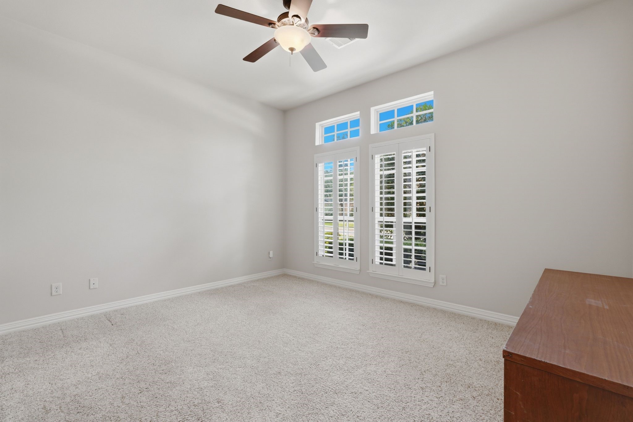 126 E Cove View Trail Property Photo 25