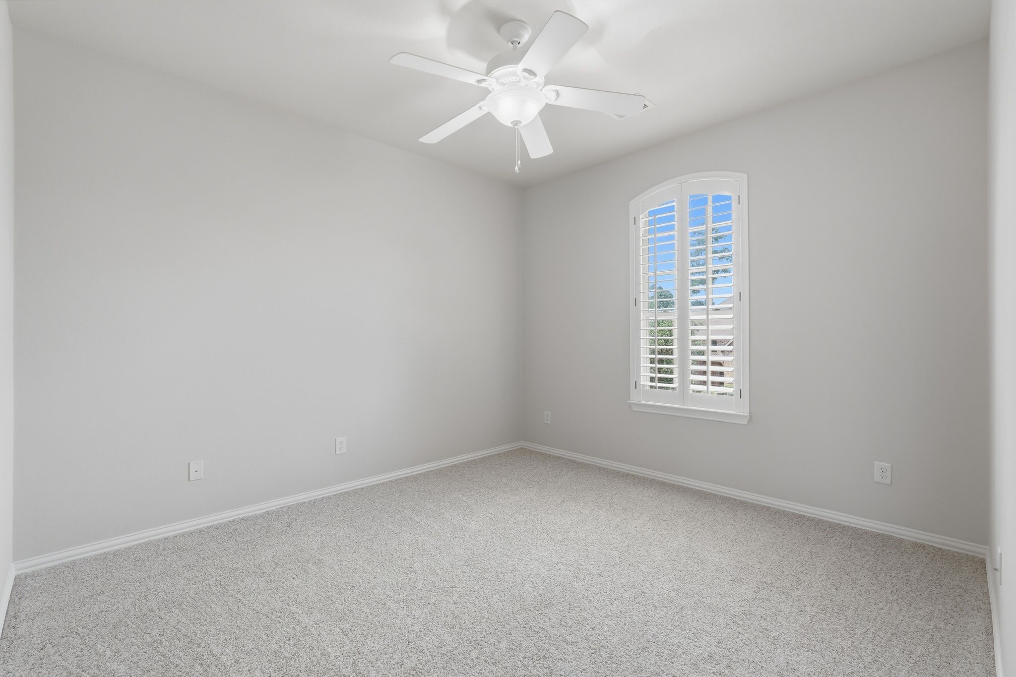 126 E Cove View Trail Property Photo 31