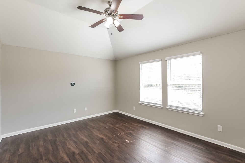 2622 Mesquite Ridge Drive Property Photo 10