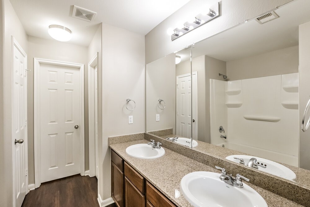 2622 Mesquite Ridge Drive Property Photo 12