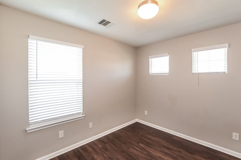 2622 Mesquite Ridge Drive Property Photo 14